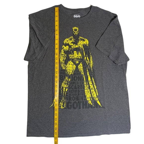 Batman | Men | Dark Knight Fandom Graphic Tee | Size Large - Picture 3 of 8